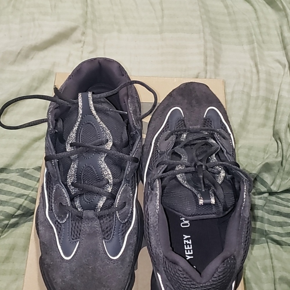 Yezzy